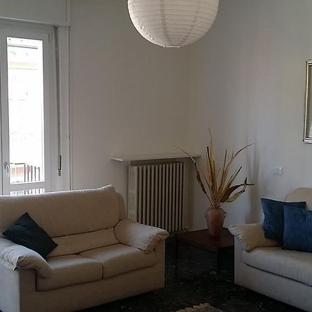 Casa Farinati 3 Apartment Verona Bagian luar foto