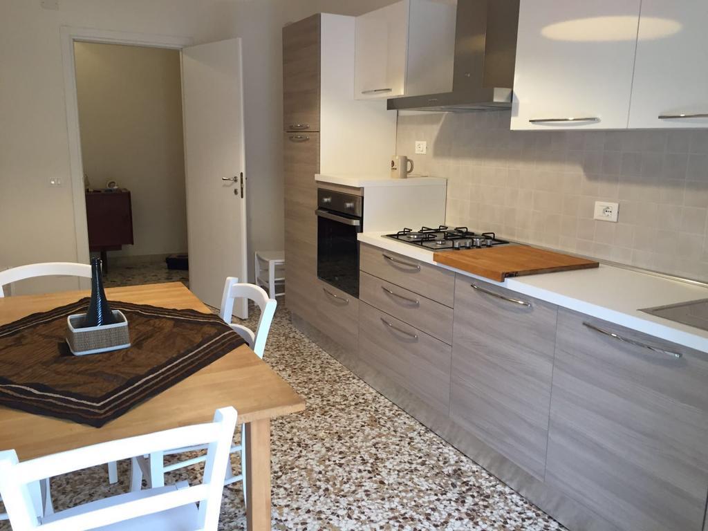 Casa Farinati 3 Apartment Verona Bagian luar foto